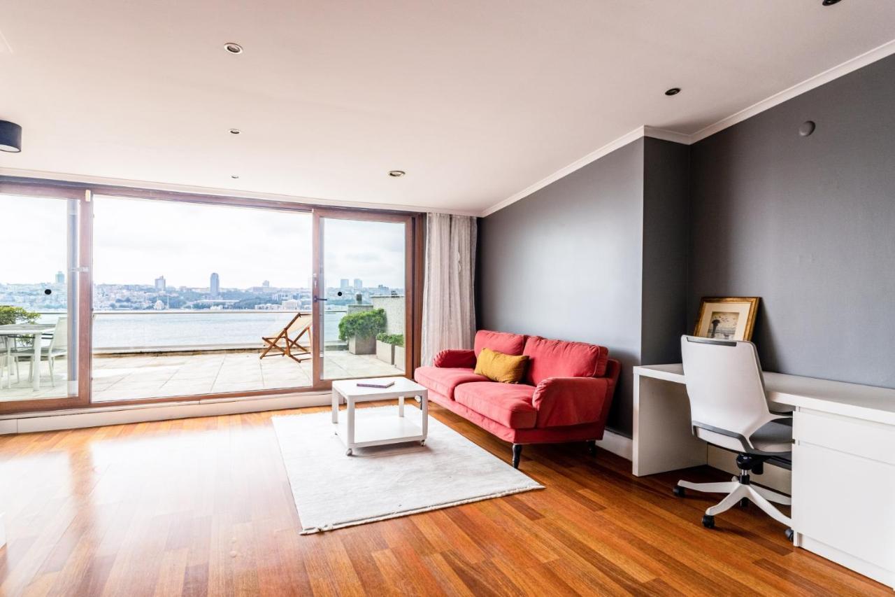 Duplex Flat W Panoramic Bosphorus View And Terrace Appartamento